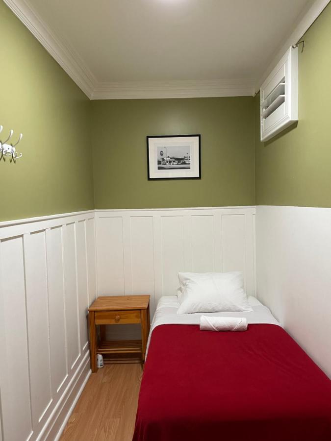 Small Private La Bedroom W Wifi - Private Fridge - Ac Near Usc - Exposition Park - Usc Memorial Coliseum - Banc Of California Bmo Stadium - Downtown Los Angeles Dtla - University Of Southern California Usc!!! Bagian luar foto