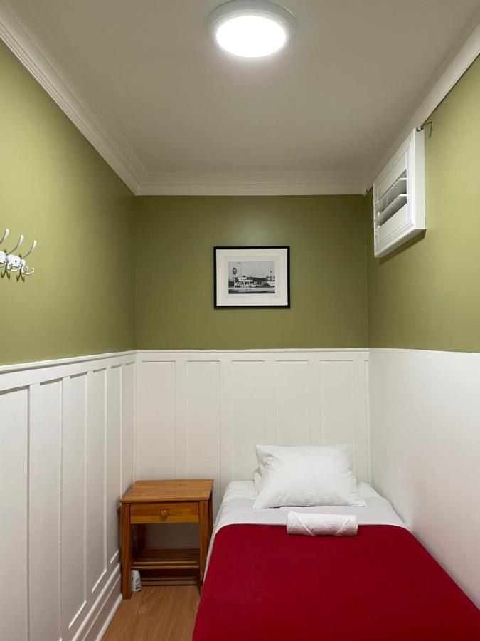 Small Private La Bedroom W Wifi - Private Fridge - Ac Near Usc - Exposition Park - Usc Memorial Coliseum - Banc Of California Bmo Stadium - Downtown Los Angeles Dtla - University Of Southern California Usc!!! Bagian luar foto